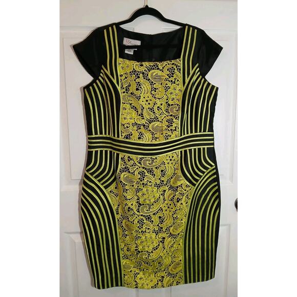 EY Boutique Black with Neon Green Lace Detail Midi Size 16 - Picture 2 of 6